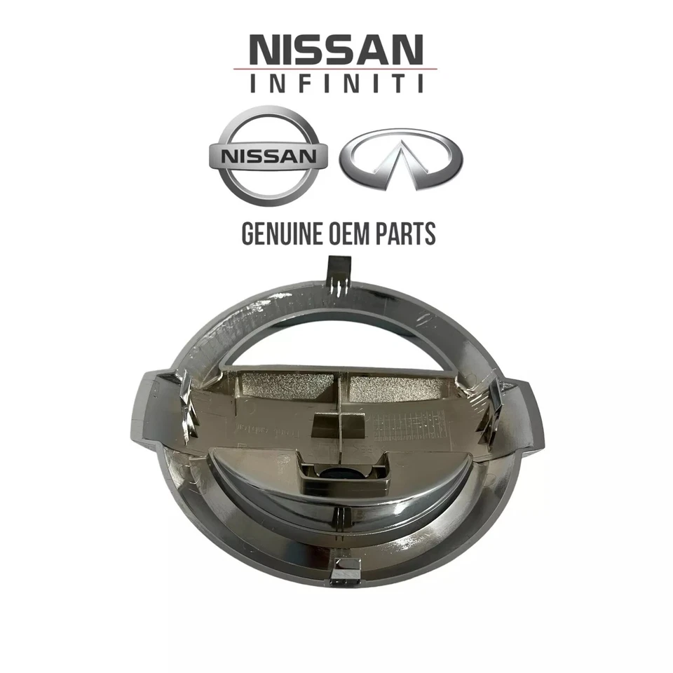 16 - 18 NISSAN MAXIMA FRONT GRILLE EMBLEM LOGO WITH FRONT CAMERA HOLE OEM NEW - Image 2 of 2