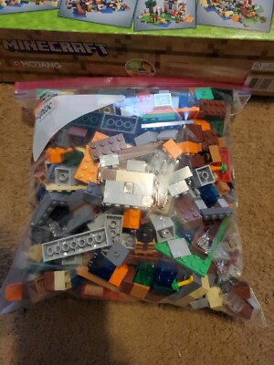 Lego Minecraft 21116 The Crafting Box USED As Is No Instructions