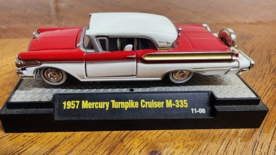 2010 M2 Machines Castline 1957 Mercury Turnpike Cruiser M-335 1:64 Scale 