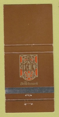 Matchbook Cover - The Benchmark Southfield MI Michigan Inn 30 Strike