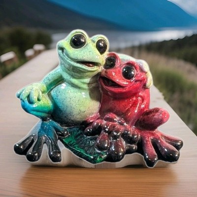 Kitty's Critters In Love Frog Figurine Collectible Green Pink Toad EUC Y2K 2007
