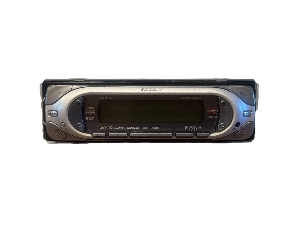 VINTAGE Sony Head unitCDX—CA810X MD/CD Changer Control XM Radio CD -R /RW MP3 - Image 2 of 4