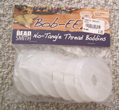 The Beadsmith Bob-EEZ No-Tangle 2 .5'' Diameter Thread Bobbins New Package of 8