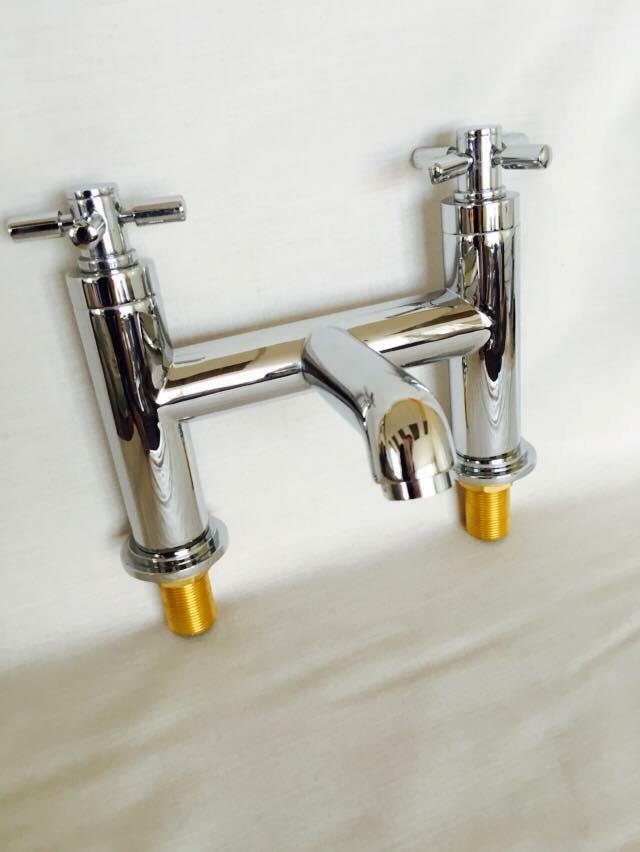 Bath Taps Bathroom Low Pressure Bath Filler Deck Mounted Contemporary
