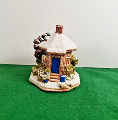Lilliput Lane - Christmas at Maharajah's Well - L3429 Mint Lilliput Lane - Christmas at Maharajah's Well - L3429 Mint