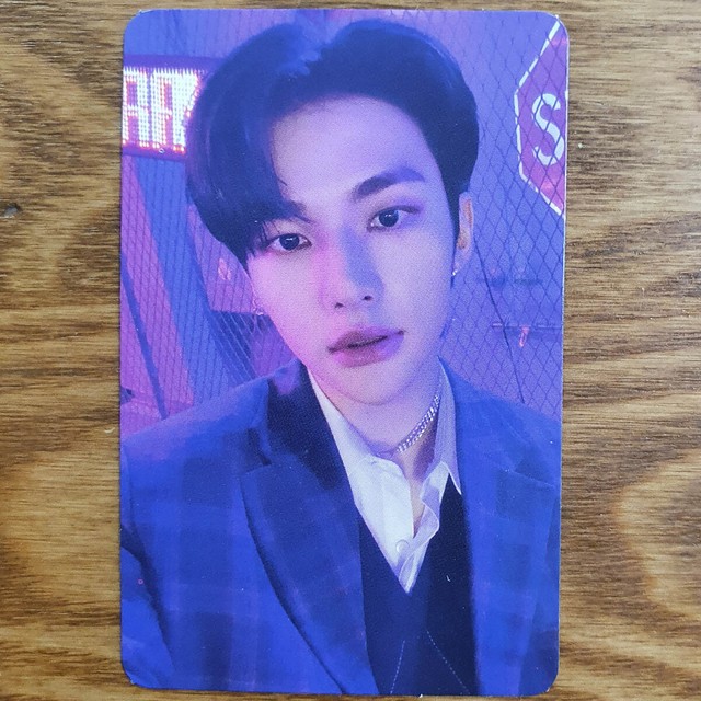 Hyunjin Official Photocard Stray Kids Holiday Special Single Christmas EveL