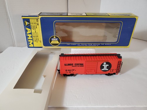 De colección AHM/ROCO Illinois Central Box Car IC 11143 Puertas Correderas OB e Inserto | Condition: Used