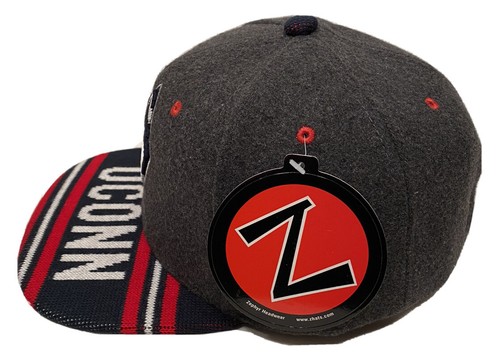 Zephyr NCAA UCONN Huskies RARE "Endzone" Flat Bill SnapBack Hat BRAND NWT - Picture 2 of 5