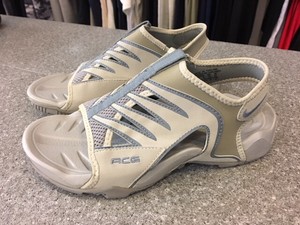 sandali nike acg