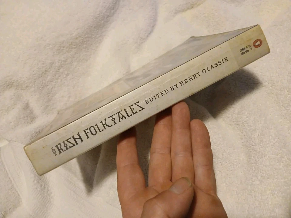 IRISH FOLK-TALES. By Henry Glassie Fast Free Shipping - Image 2 of 4