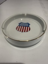 VINTAGE UNION PACIFIC WHITE PORCELAIN ASHTRAY W/GOLD RIM TRIM