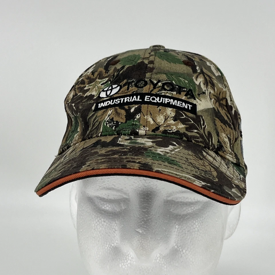 Sombrero para equipo industrial Toyota - Carretillas elevadoras St Louis StrapBack gorra camuflada usada en excelente estado Foto 2 de 4