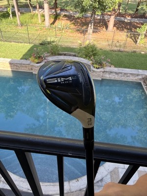 TaylorMade SIM2 MAX Rescue 3 Hybrid 19° RH Ventus Blue 7S Stiff w/ Headcover