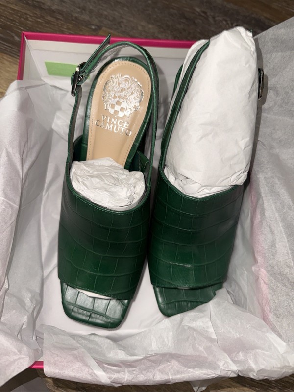 Vince Camuto  Crebellan Leather Open Toe Shoes 8.5
