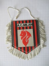 Ancien Fanion AC Milan  9,5 cm de long  Pennant Banderin Gagliardetto Wimpel