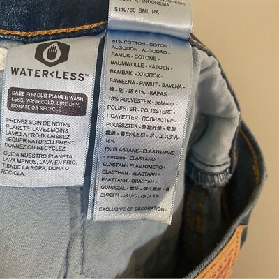NWT Levi's | Blue 721 High Rise Medium Wash Distressed Skinny Jean