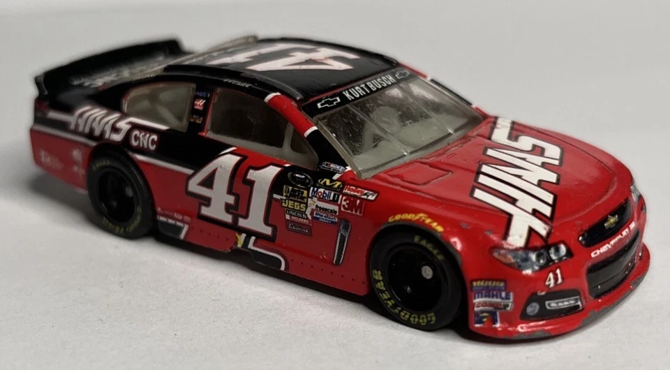 Coche de juguete fundido a presión Kurt Busch 2013 Chevy SS 1:64 Nascar ~ GL Foto 4 de 4
