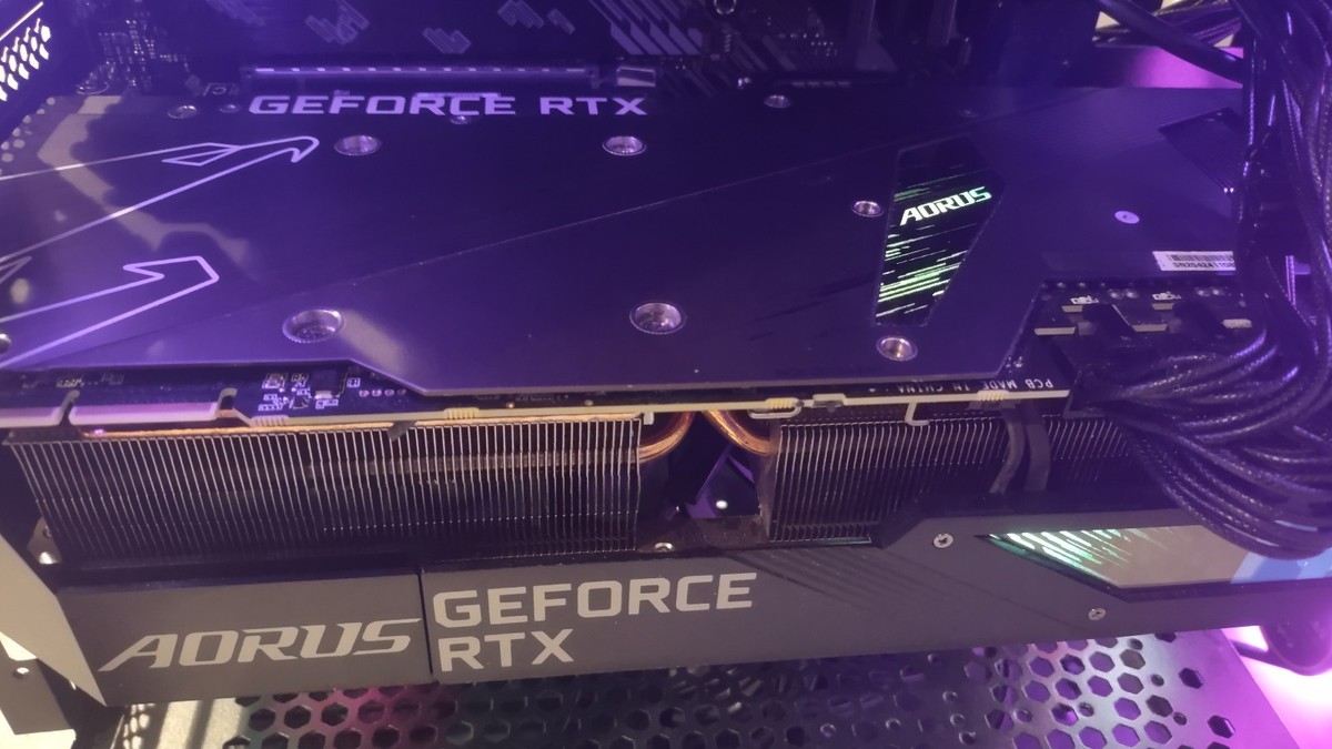 AORUS GeForce RTX 3090 XTREME ジャンク Amazon.com: Gigabyte AORUS GeForce RTX 3090 Xtreme