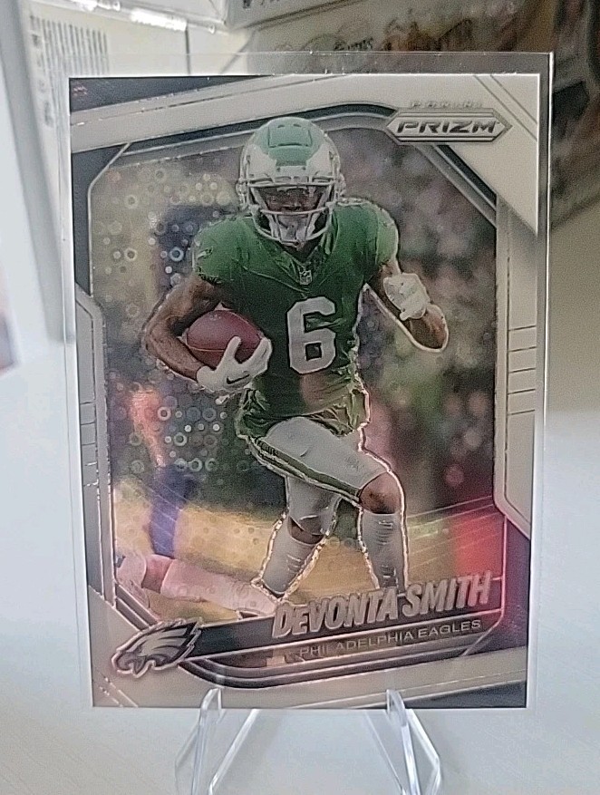 2025 Panini Prizm #70 DeVonta Smith White Disco Philadelphia Eagles 