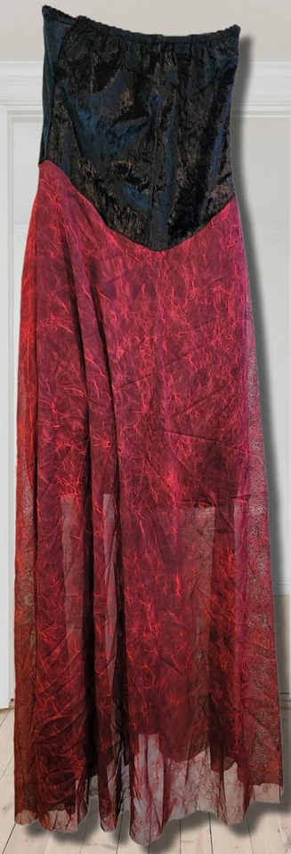 Sexy Salón de Halloween Gótico Madame Talla 12 Nuevo Gótico Vampiro Diferente Color Rojo Foto 4 de 4