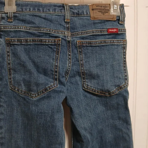Wrangler Blue Classic Boot Cut Jeans Denim Boys Size 10 - Picture 2 of 3