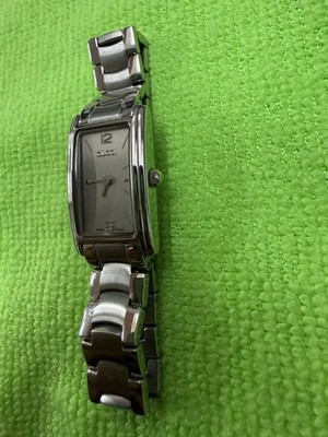 GUCCI 1600 Women's Bangle Watch Gold S Size for sale online | eBay