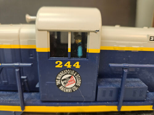 Lionel RS-3 Minneapolis & St. Louis No 244 Diesel Enginr Dummy RARE - Picture 4 of 10