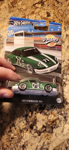 2024 Hot Wheels Vintage Racing Club 1971 Porsche 911 1:64 Diecast Car - 第 1/3 張圖片