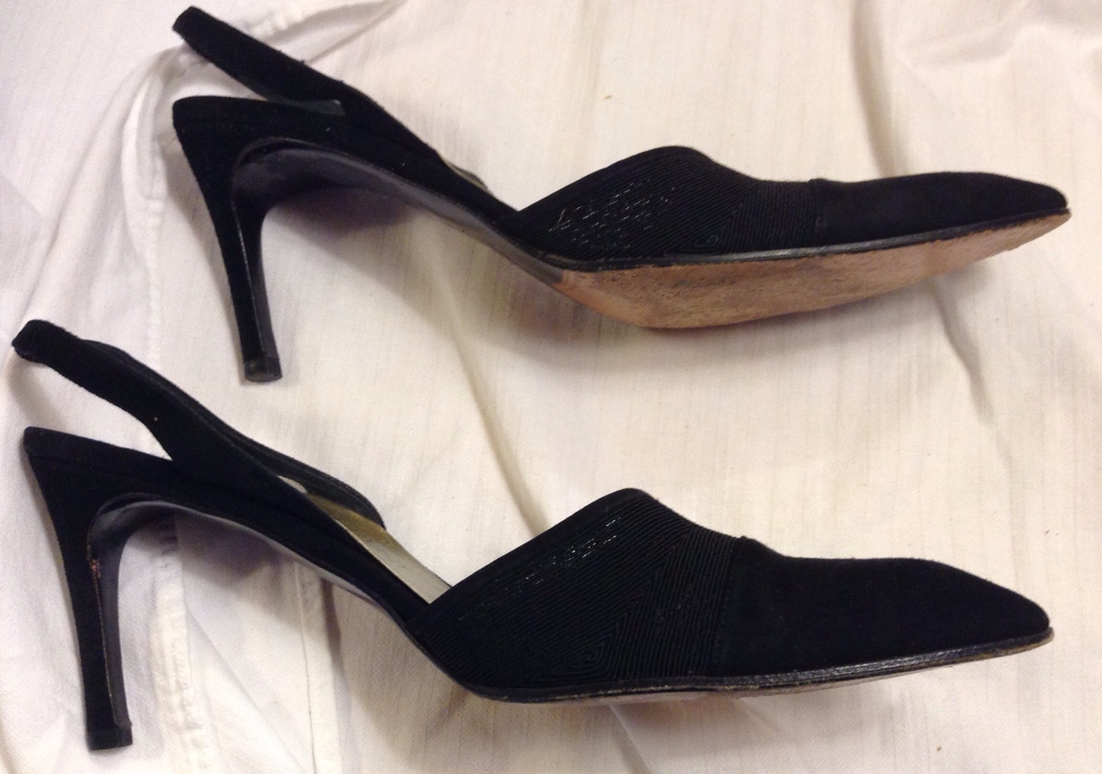 YVES SAINT LAURENT NERO PELLE CAMOSCIO tacco a spillo posteriore 7 5 N