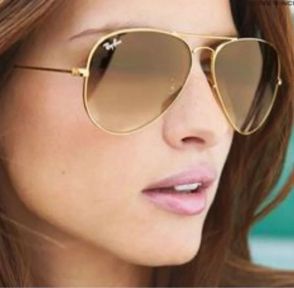 Óculos de sol AViATOR, lente marrom claro GRADIENTE, RB3025 001/51 -RAY BAN padrão - Imagem 2 de 4