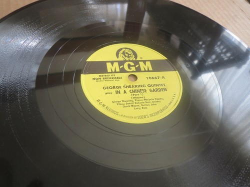 78RPM MGM 10647 George Shearing - In A Chinese Garden Parts 1 + 2, sharp E- - Picture 2 of 7