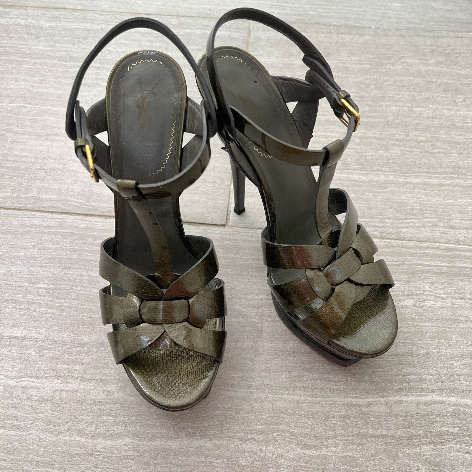 Sandali tributo YSL Yves Saint Laurent verde scuro texture in pelle verniciata taglia 38 5