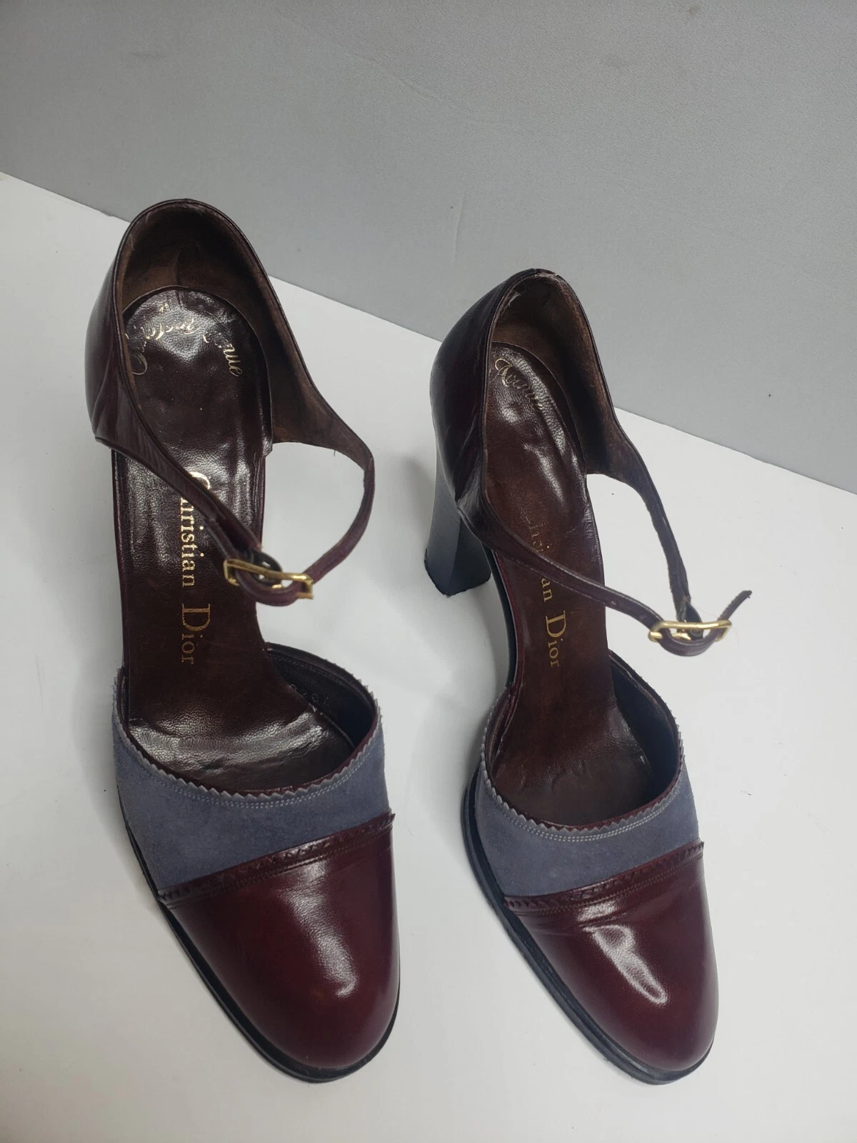 Chaussures escarpins Christian Dior gris marron mary jane, taille 7   cuir, daim, vintage Saks 5