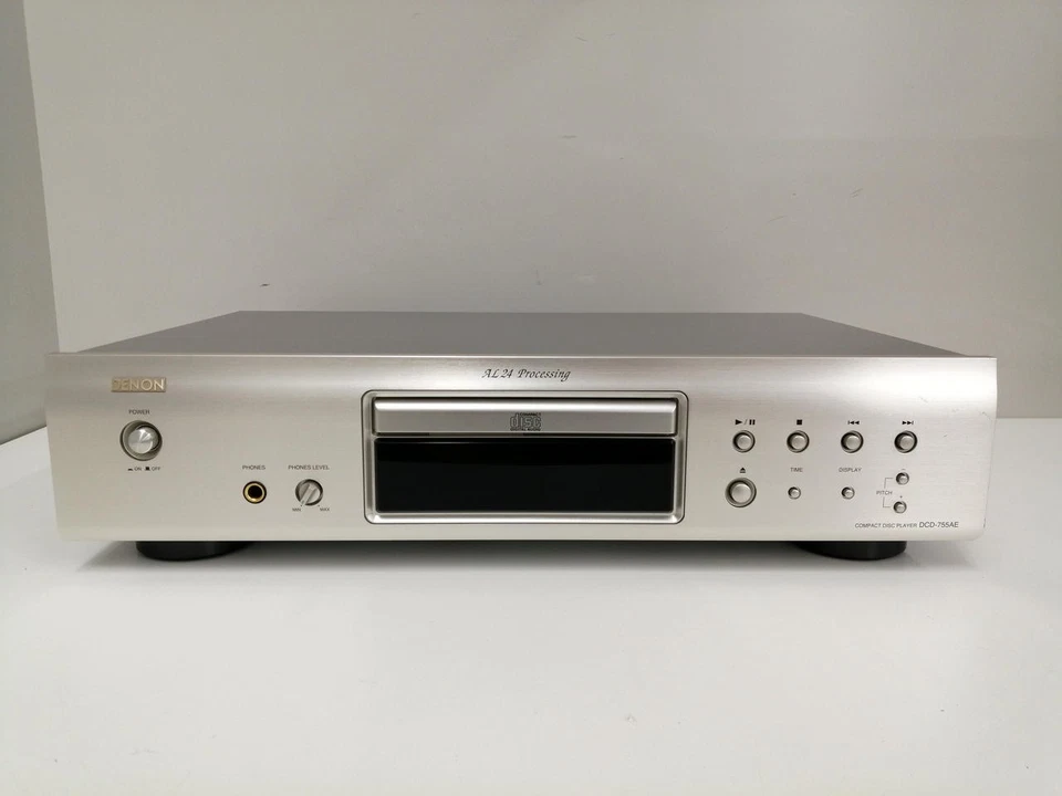Denon DCD-755AE CD Player Good Condition from Japan w/Remote - Image 2 of 4