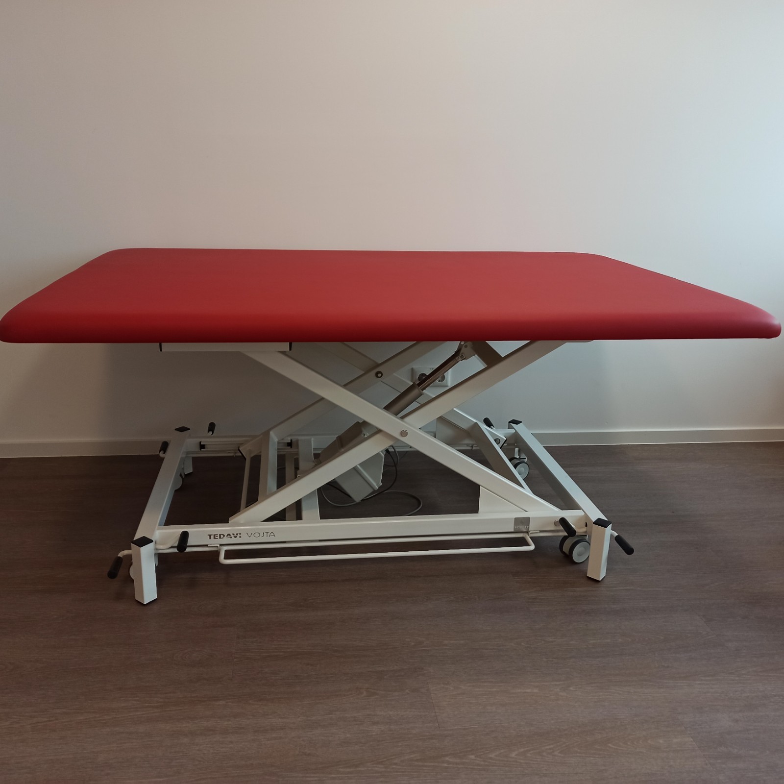 Tedavi Vojtaliege, Therapieliege 180x120cm, elektrisch, nur für Selbstabholer