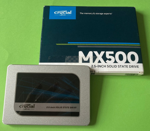 DIE SEHR SCHNELLE ENTSCHEIDENDE MX500 2,5 ZOLL SATA 1 TB TERRABYTE SSD - 97% A1 ZUSTAND