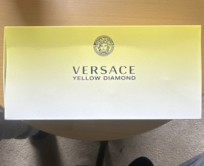 Versace Yellow Diamond Gift Set