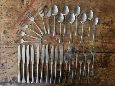 SSS Oneida Maestro St Leger Stainless Mixed Set (set Of 32)