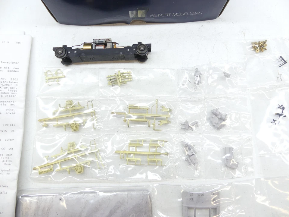 Weinert H0 4081 Bausatz Triebwagen VT135 oder VT70, ungebaut, NEU in OVP #59571 - Bild 3 von 4