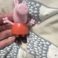 Peppa Pig Pretend Play Figure Toy Pink and Orange