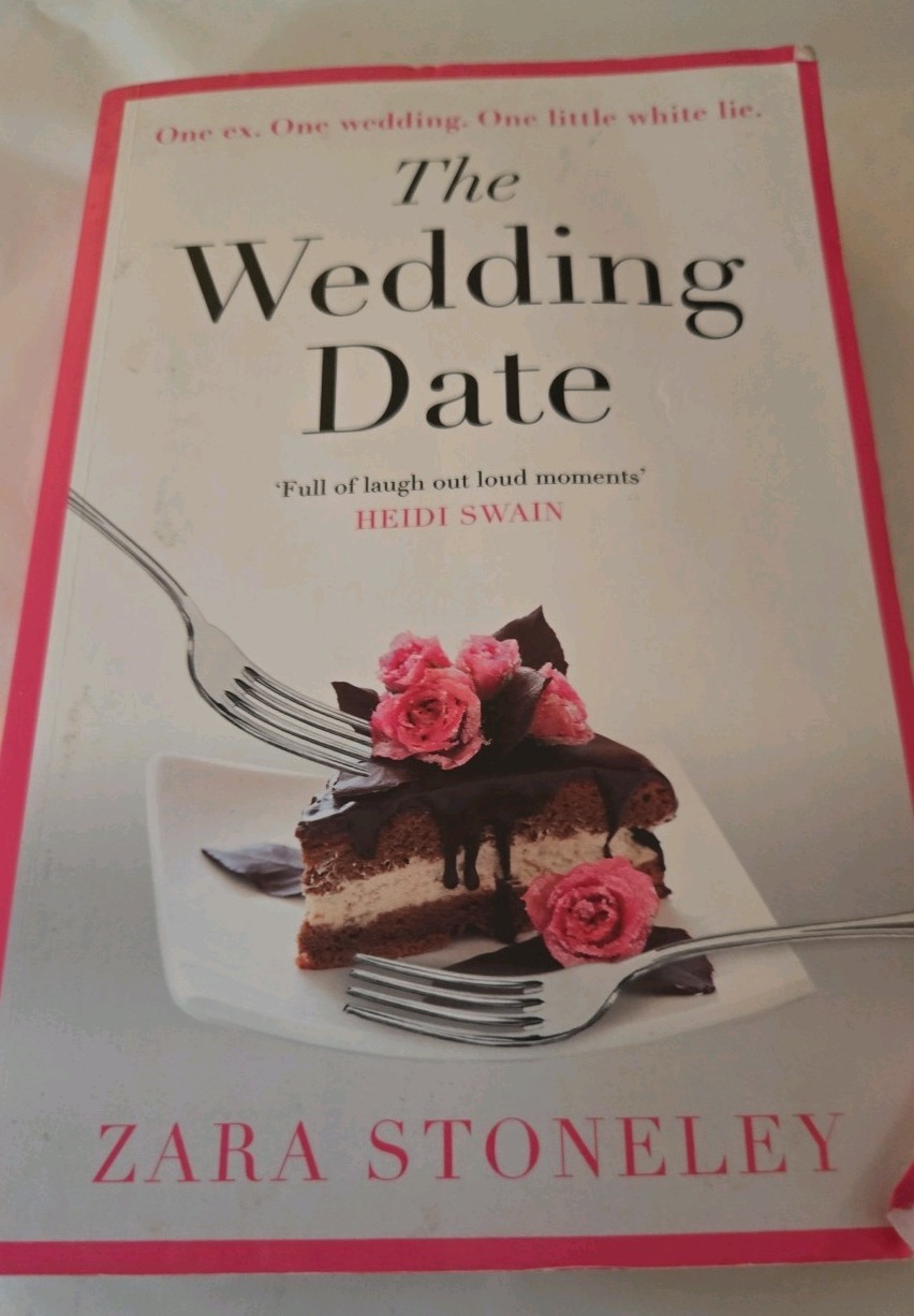 The Wedding Date Paperback Book Good Condition