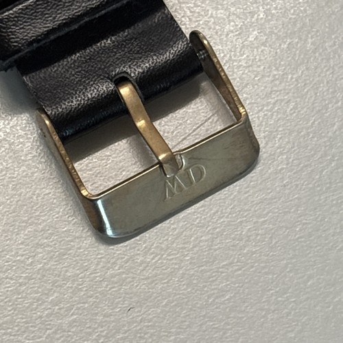 Daniel Wellington Japanese Quartz Movement Unisex Watch - Picture 6 of 9