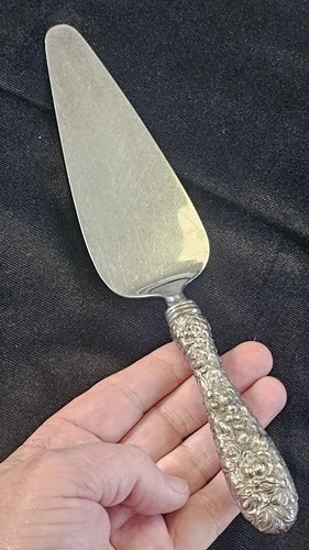 Stieff Repousse Sterling Silver Handle Pie Server