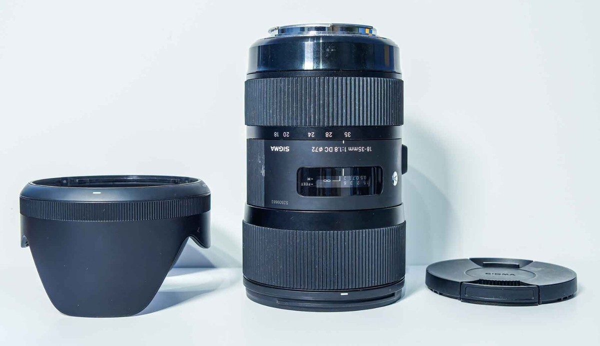 Sigma 18-35mm DC HSM Lens Canon EF-S UK