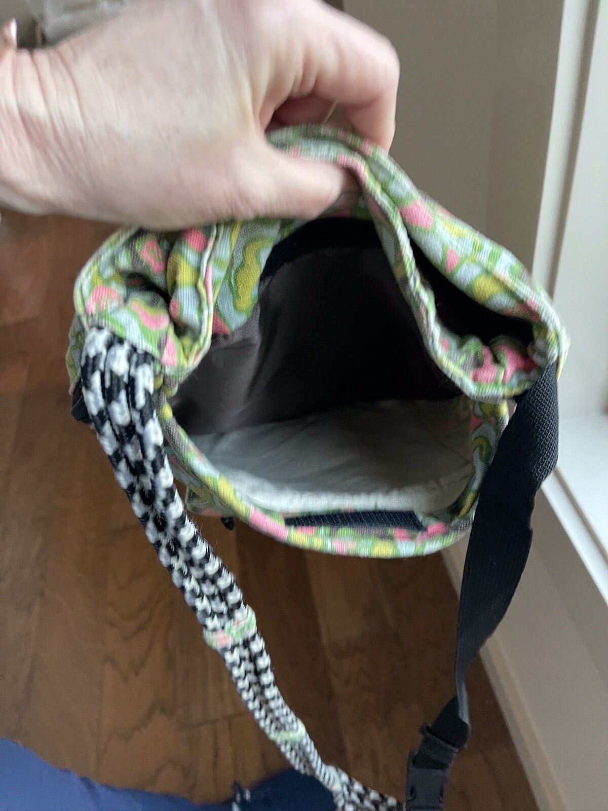 Kavu Rose Sling Expandable Crossbody Messenger Bag Gem