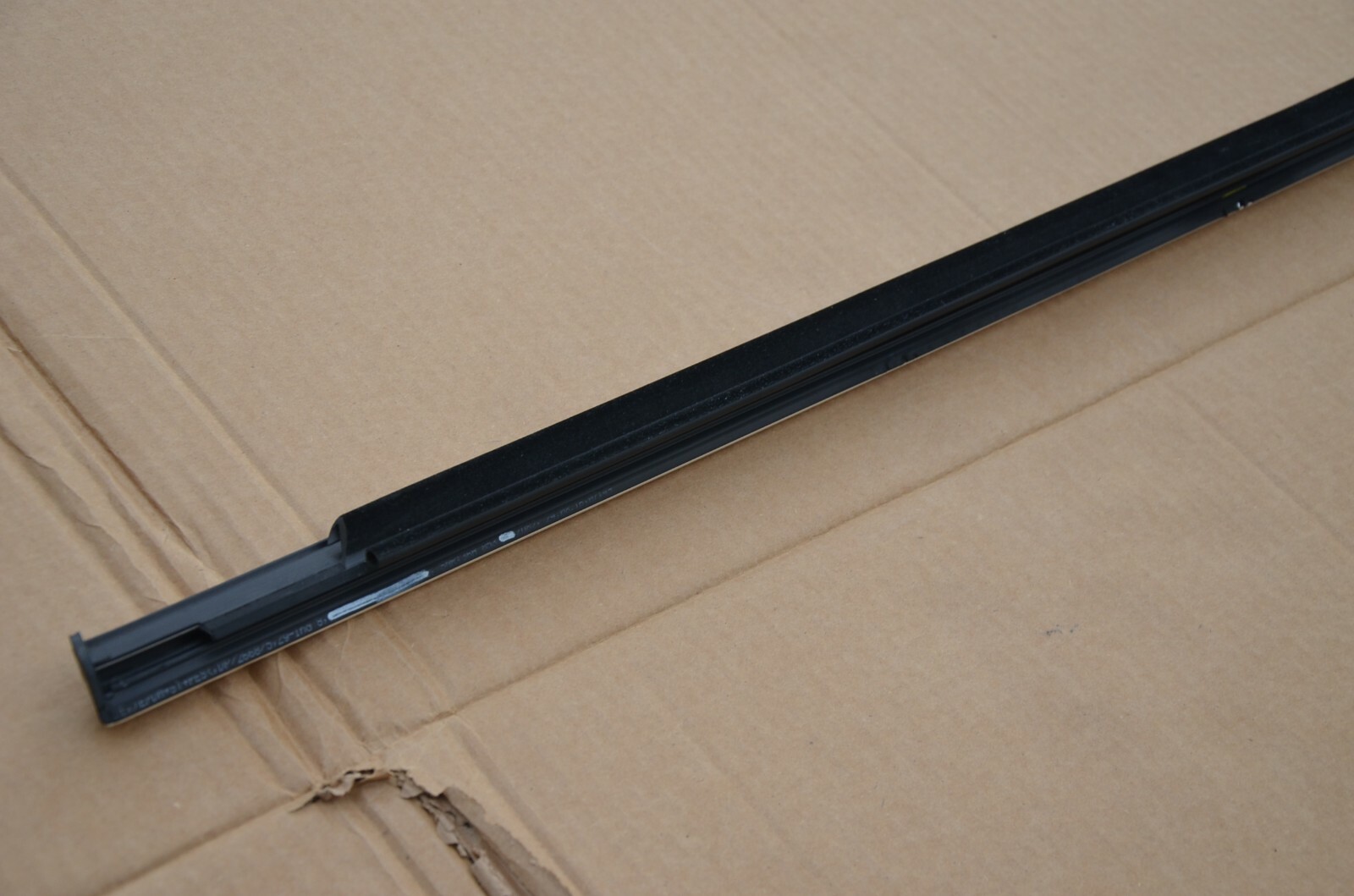 2016-2020 Bentley Bentayga Rear Right Door Upper Trim Strip 36A853082B OEM