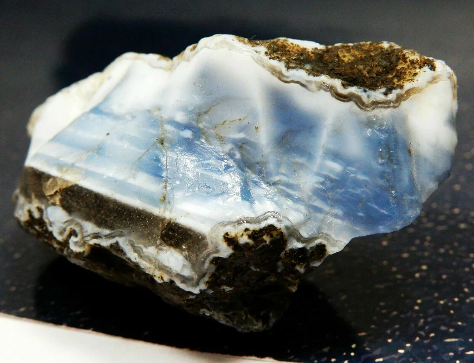 Rare Striking 292 Cts 100 %Natural Ethiopia White Line Opal Rough & gift added — 第 3/4 张图片