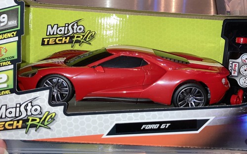 Ford GT Remote Control Car. 1:24 Street Series. Maisto Tech R/C Red. 49 MHz - Picture 1 of 9