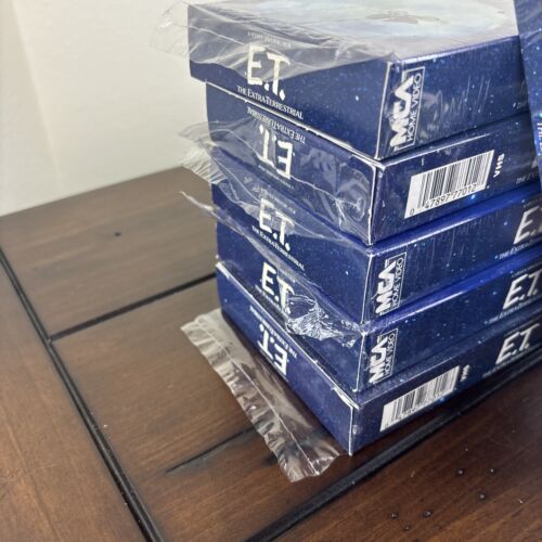 VINTAGE 1988 ET E.T. VHS Movie Tape NEW Broken Seal MCA Green Flap - Picture 3 of 11