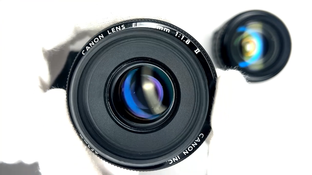 Canon EOS 5D Mark Ⅳ + EF 50mm f/1.8 II MINT] Canon EOS 5D Mark II DSLR + 2 Lenses (50mm f/1.8 II & 28